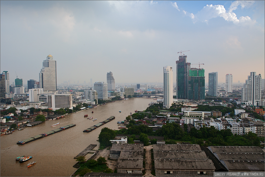 Дорога до Бангкока, часть шестая - Бангкок, Тайланд (2010) - Millennium Hilton Bangkok Hotel - Вид из окна спальни